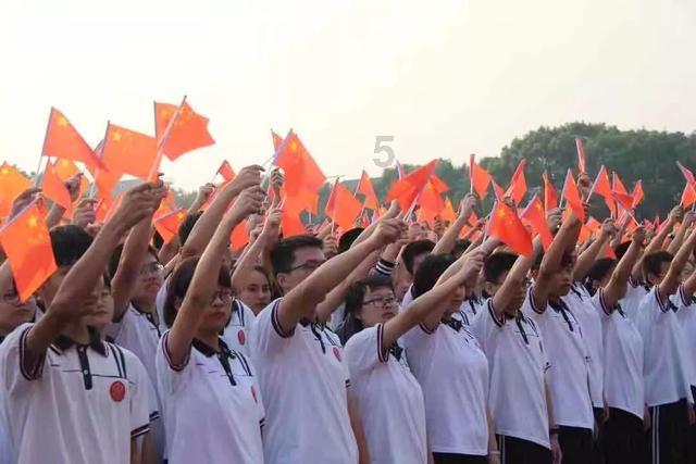 银行定期存款到期后,需要把钱拿出来吗?内行人提醒,别做错了